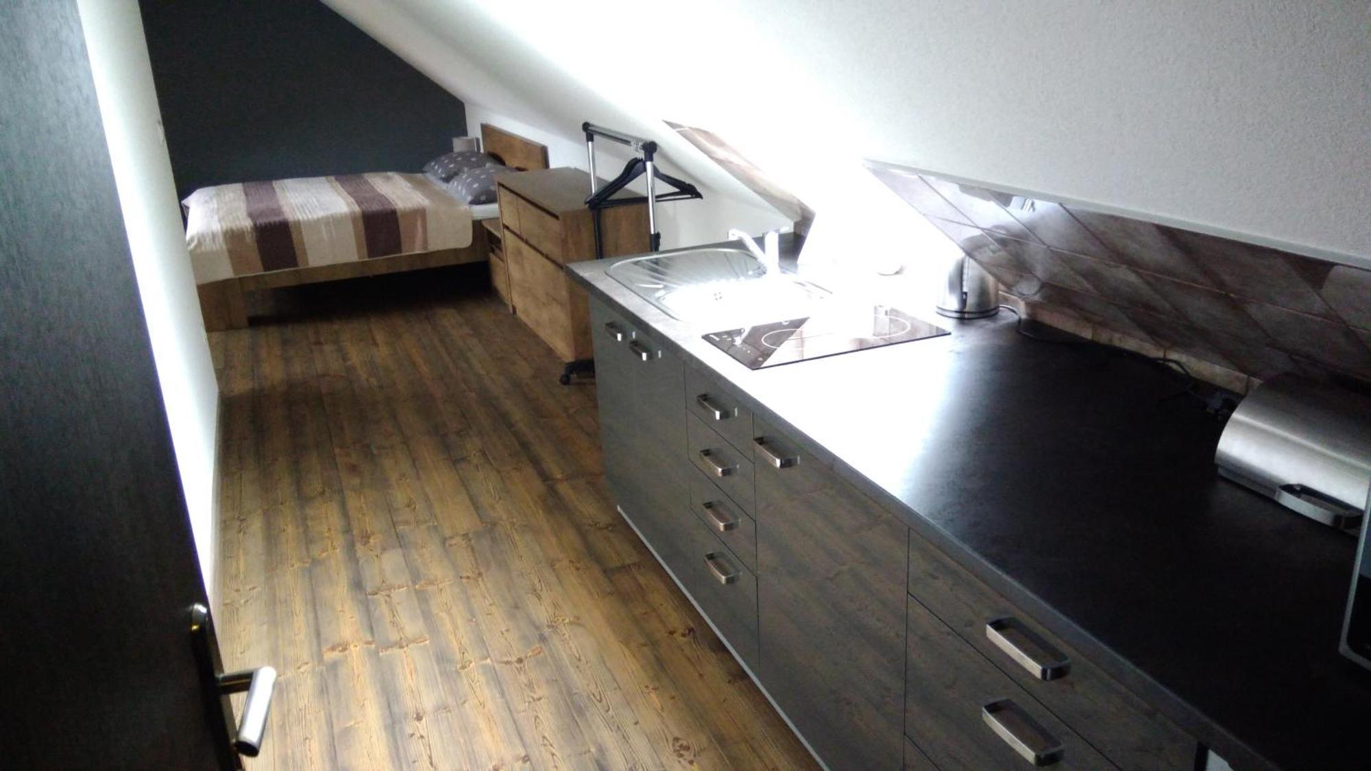 Apartman Route 18 Liptovský Mikuláš Extérieur photo