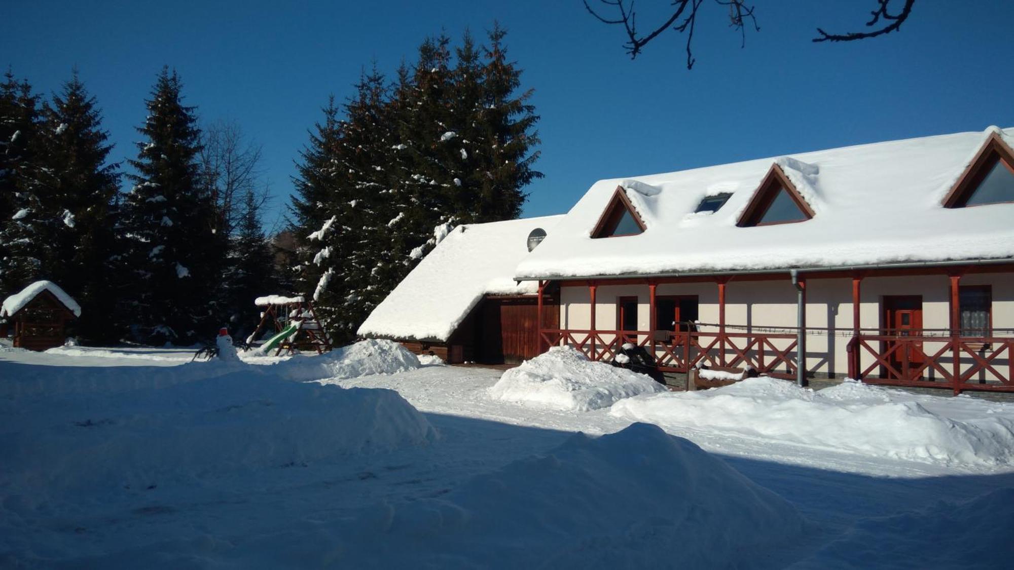 Apartman Route 18 Liptovský Mikuláš Extérieur photo